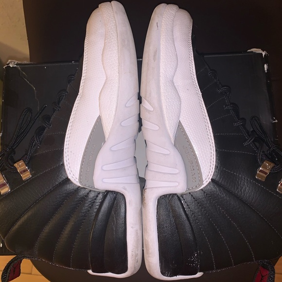 Jordan 12 Retro Playoffs 2012 (GS) - Picture 5 of 7